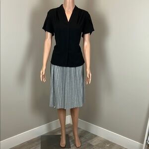 Ruff Hewn Elegant Gray Pleated Skirt